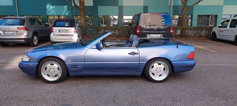 Mercedes-Benz SL-Class