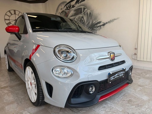 Abarth 595 2022