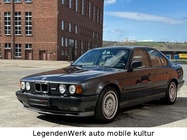 BMW M5 1990