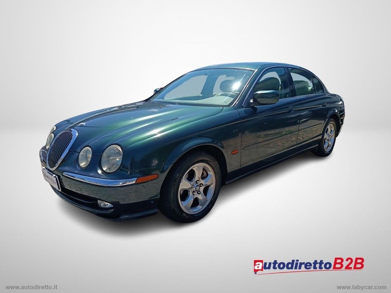 Jaguar S-TYPE