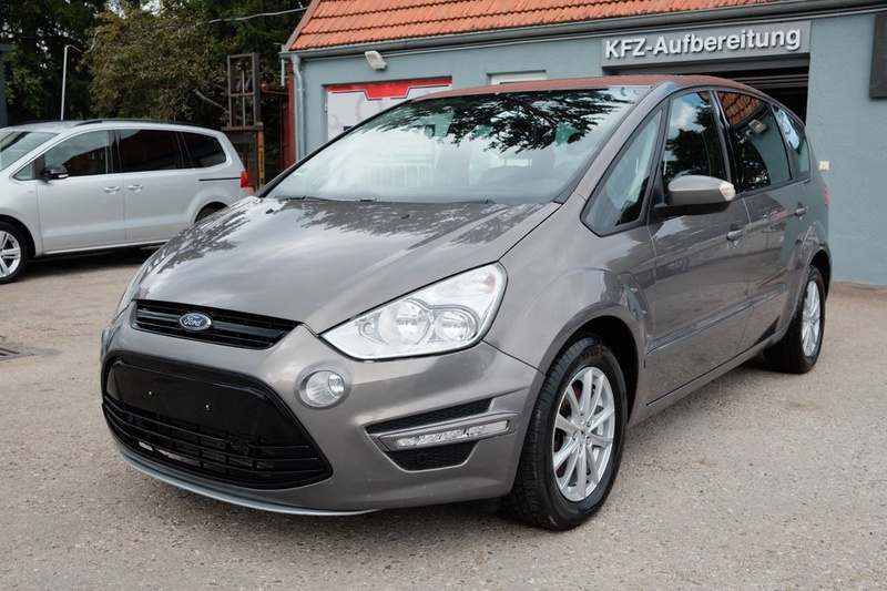 Ford S-Max