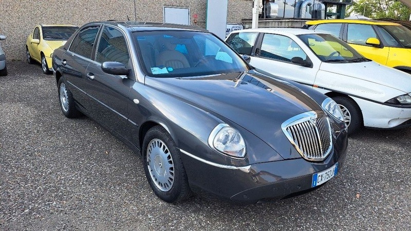 Lancia Thesis