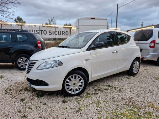 Lancia Ypsilon 2016