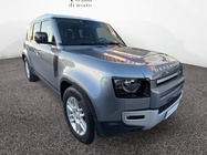 Land Rover Defender 2022