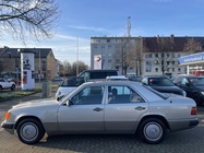 Mercedes-Benz 220 1993