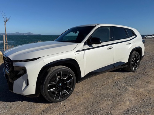 BMW XM 2025