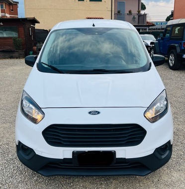 Ford Transit Courier 2022