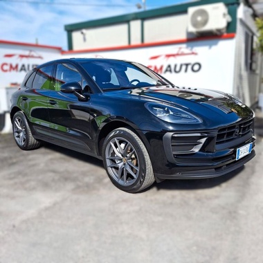 Porsche Macan 2021