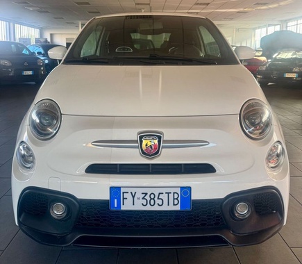 Abarth 595 2019