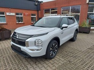 Mitsubishi Outlander 2025