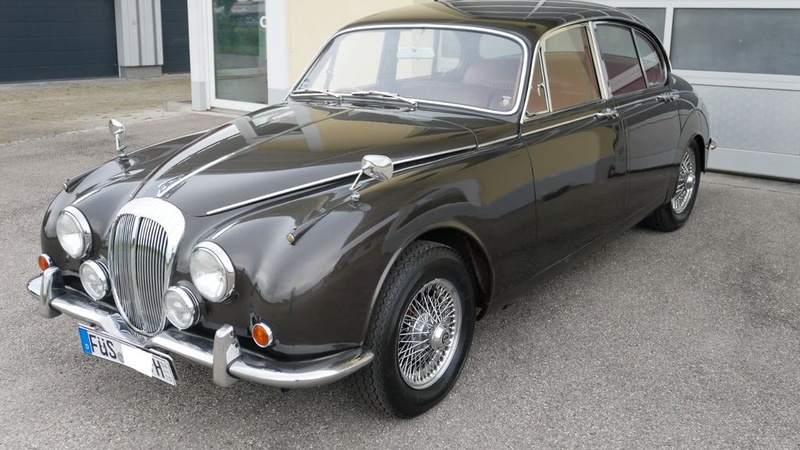 Jaguar MK II
