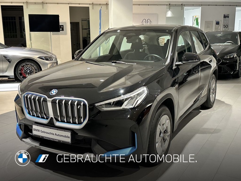 BMW iX1