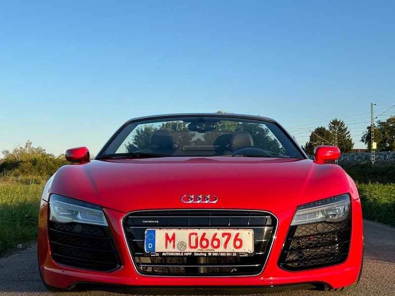 Audi R8