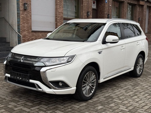 Mitsubishi Outlander 2020