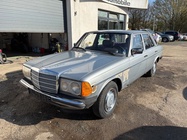 Mercedes-Benz 200 1981