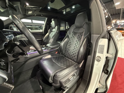 Audi SQ8 2020