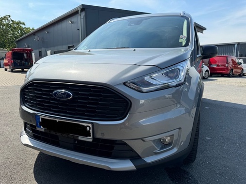 Ford Grand Tourneo 2022