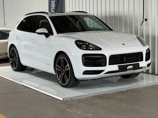 Porsche Cayenne 2021