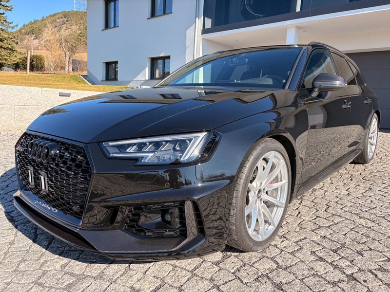 Audi RS4