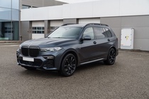 BMW X7 2021