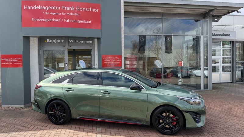 Kia pro cee'd / ProCeed