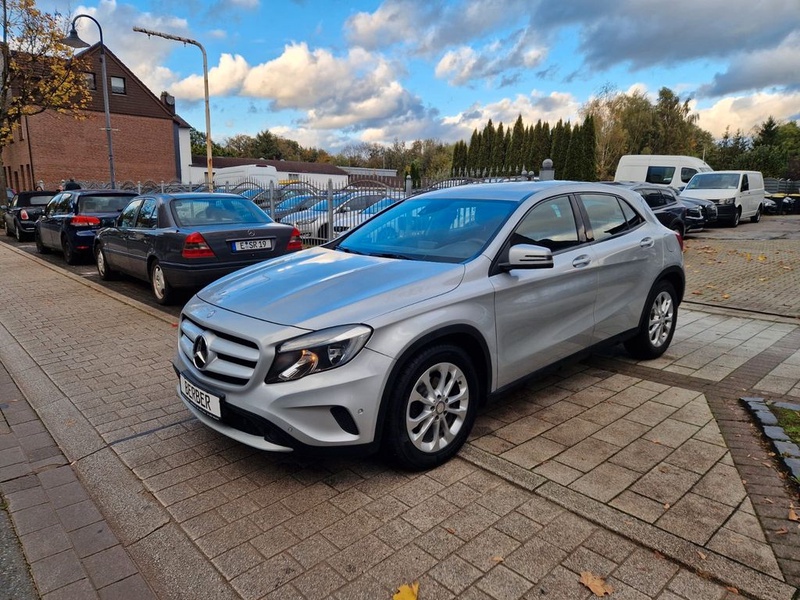 Mercedes-Benz GLA-Class