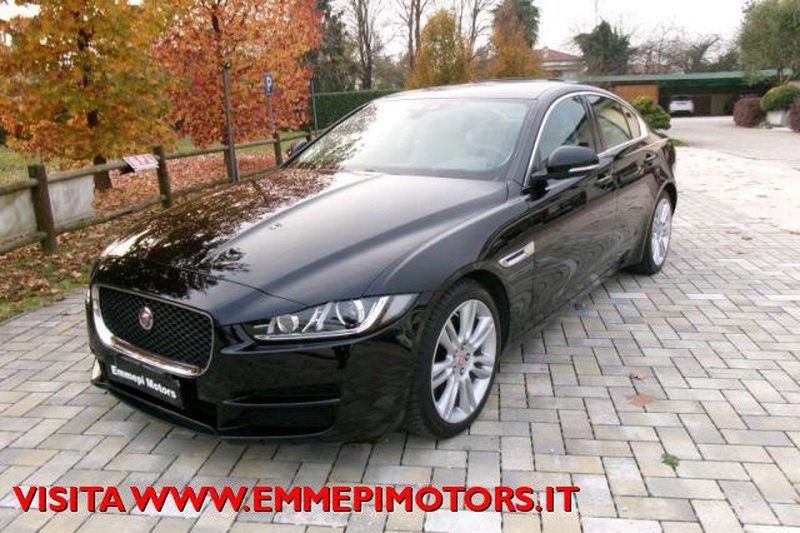 Jaguar XE