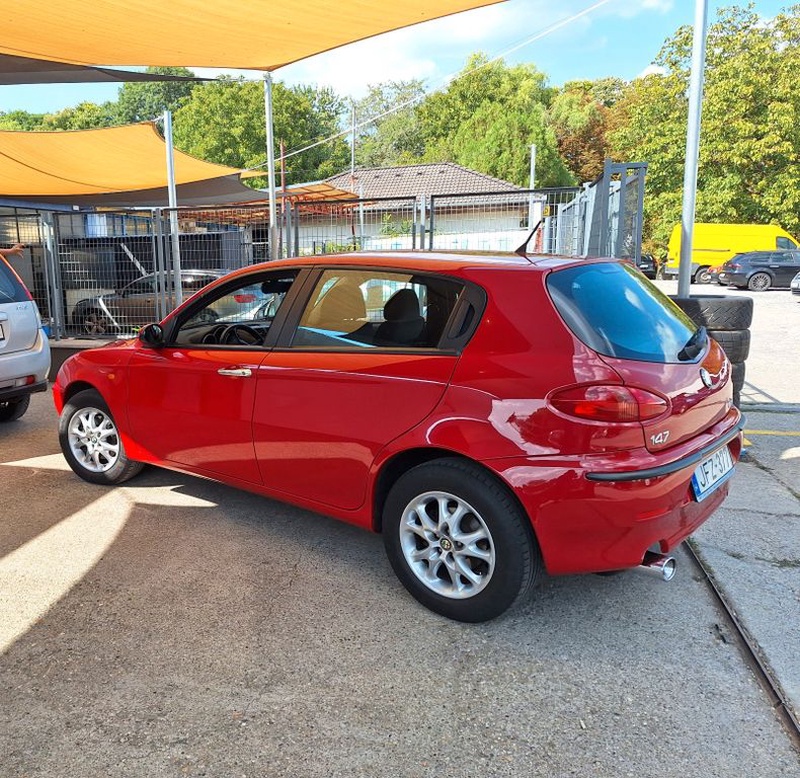 Alfa Romeo 147