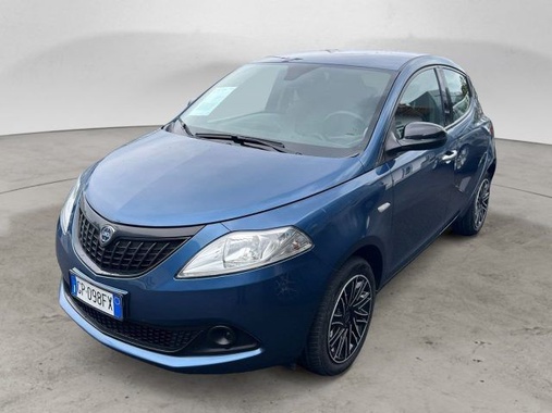 Lancia Ypsilon 2023
