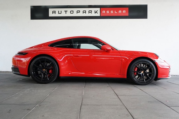 Porsche 992 2025