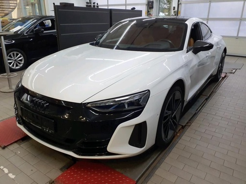 Audi RS e-tron GT 2022