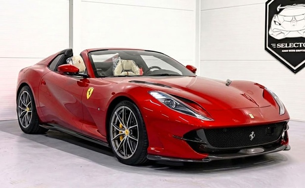Ferrari 812 2021
