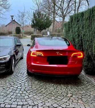 Tesla Model 3 2022