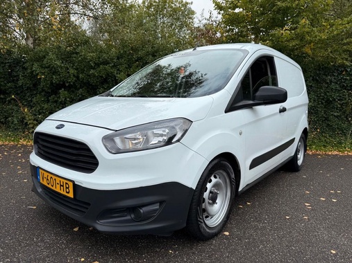 Ford Transit Courier 2017