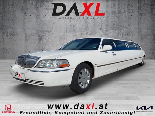 Lincoln Town Car 2002