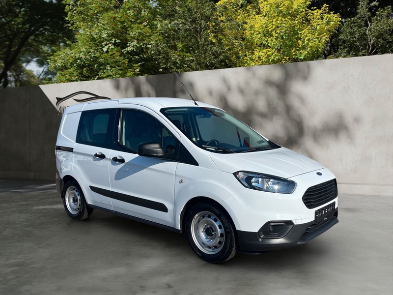 Ford Transit Courier