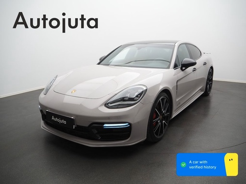 Porsche Panamera 2019