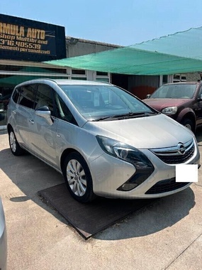 Opel Zafira 2015
