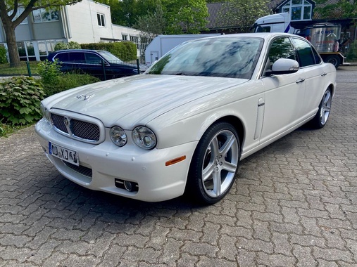 Jaguar XJ8 2008