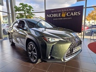 Lexus UX 2021