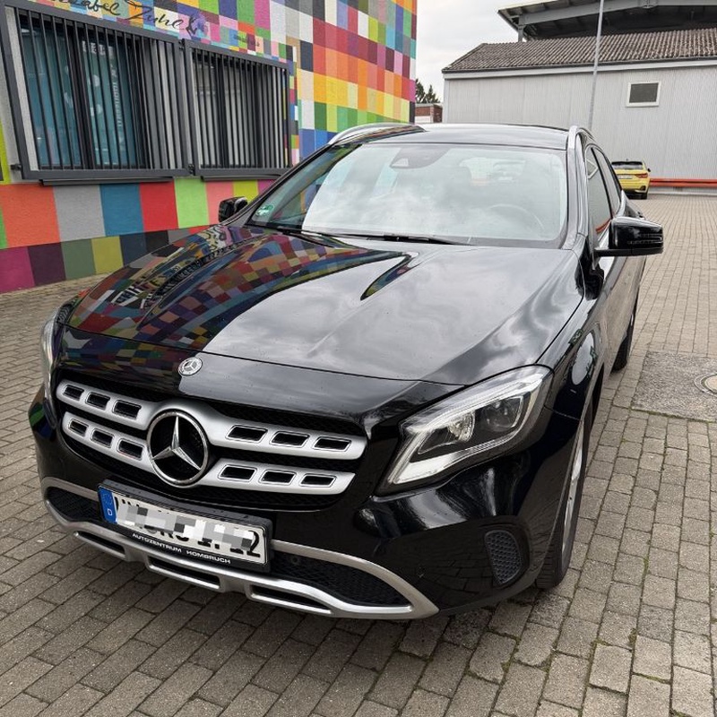 Mercedes-Benz GLA-Class