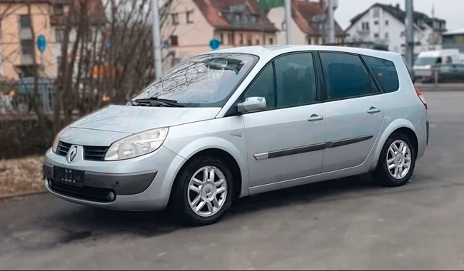 Renault Grand Scenic 2005