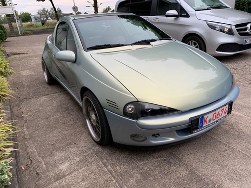 Opel Tigra 2000