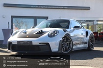 Porsche 992 2023