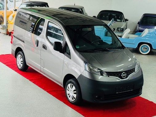 Nissan NV200 2010