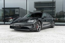 Porsche Taycan 2024
