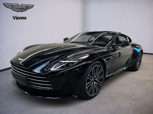 Aston Martin DB12 2024