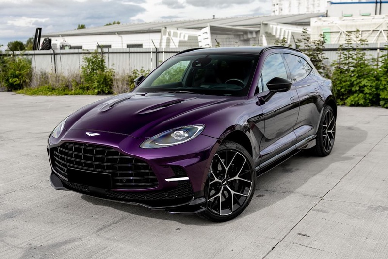 Aston Martin DBX