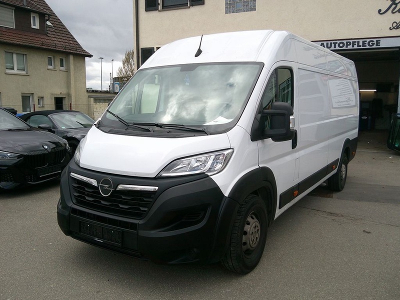 Opel Movano