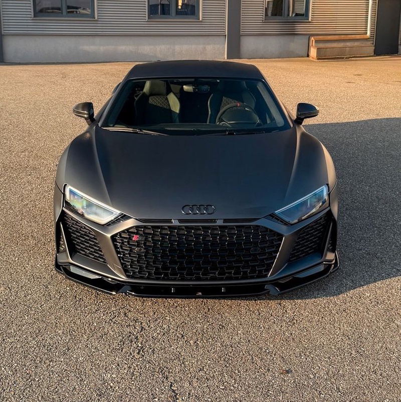 Audi R8